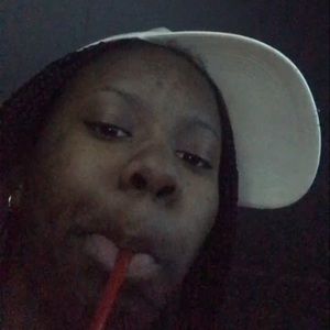 Meet your Posher, Denisha